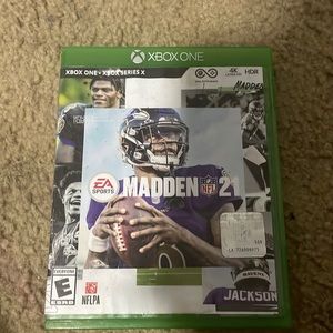 Madden NFL 21 Xbox one good condition